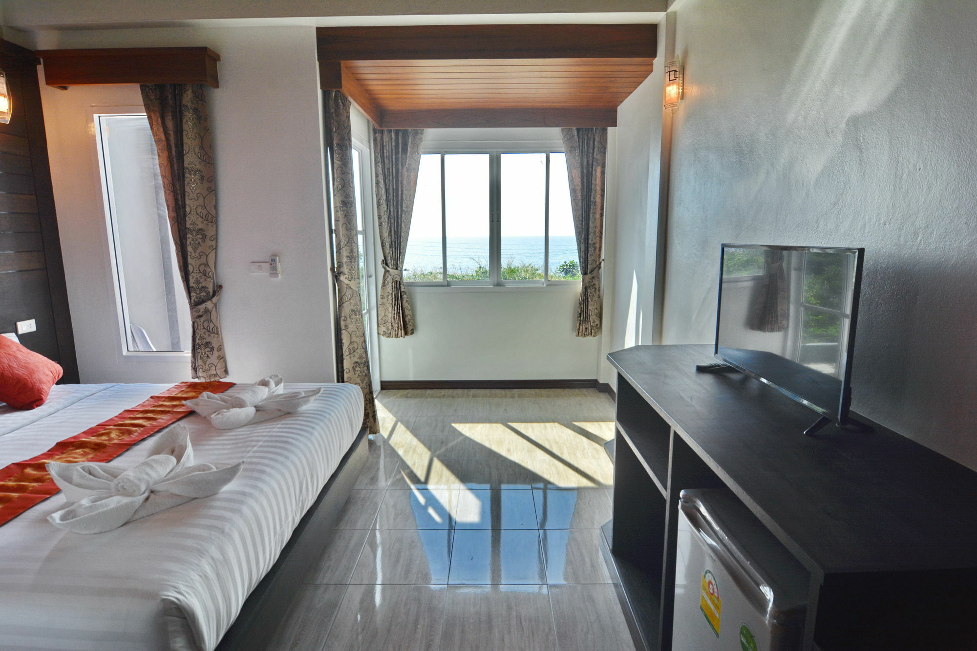 The Sea @ Lanta Hotel Ko Lanta Екстериор снимка